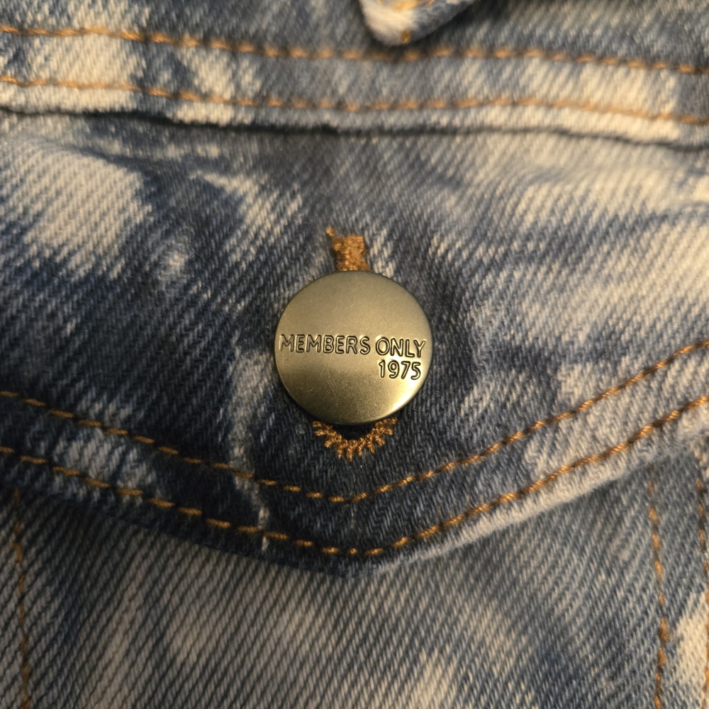 Warner Bros. Blue Tie-Dye Denim Jacket - Picture 5 of 11
